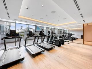 ALiving Luxury 1BR I Partial Burj khalifa Views I Sobha Creek Vista - 2
