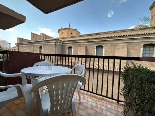 Dos Torres Alfajería con parking privado gratis - 3