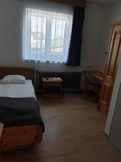 Neuhof - 3