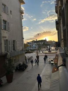 CANNES FESTIVALS b - Cannes - 1
