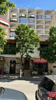 Laura Room’s - Saranda - 5