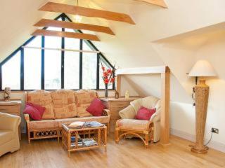 Owls Nest - Peace and Tranquility near Woodbridge & Framlingham in rural Suffolk - 4