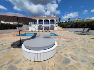 luxury apartments sea views with pool - 8