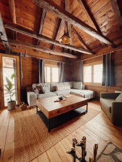 Redpine Guesthouse - 1