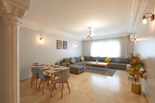 3 Bedrooms and Room Balcony in Central Casablanca - Casablanca - 9