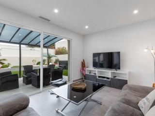 Villa T4 climatisée avec jardin, jacuzzi et Free WiFi à 600 m de la plage - FR-1-423-234 - Cap d'Agde - 1