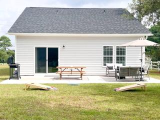 Family Friendly-Close to Beaches & Bases-Game Room - Holly Ridge - 9