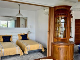 Stunning View Seaside 1-Bed Apartment in Saronida - Saronida - 4