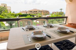 Charming Seaview Apartment - 5