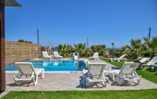 Mariza's Beachfront Apartment with Swimming Pool - Analipsi - 8