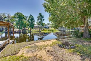 Hot Tub and Dock Access Lake Hatchineha Getaway! - Davenport - 0