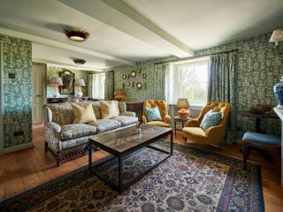 Townhouse Suites- Abbey Row - 0