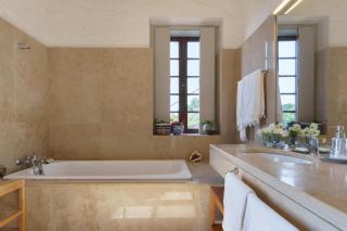 Villa with private pool and garden by Go2oporto - 2
