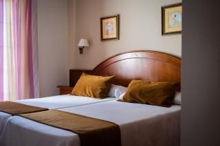 Hostal Cabo Roche - 9