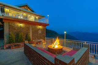 StayVista at Sarog Cottage at Daafi With Bonfire - Shimla - 8