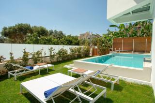 Luxury Villa Mirror - 200meters From The Beach - Daratso - 1