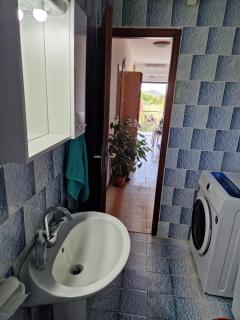 Apartment Opaćac Veli Iž - 4