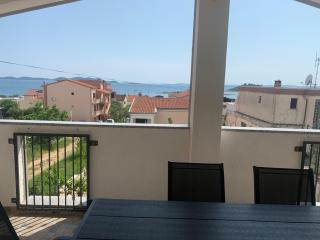 Apartman Arijana s pogledom na more za 6 osoba - Pakoštane - 5