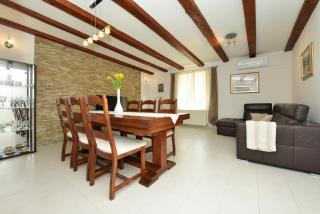 Lorena Apartment - 0