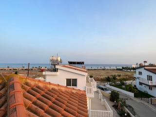 Sea View Villa in Agia Thekla - 0