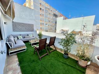 GATU PREMIUM ático Caleta , Preferente mayores de 25 años y familias - Cadice - 5