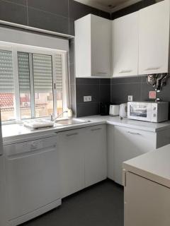 Apartamento bem localizado para famílias & amigos - Lisboa - 7