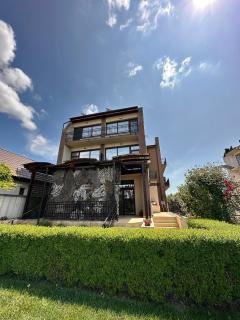 Pensiunea Dea House - 0