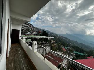 Queen's INN Homestay - Darjeeling - 2