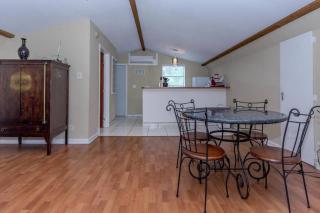 Tree-house style cabin Loft apt North Palm Beach - West Palm Beach - 3