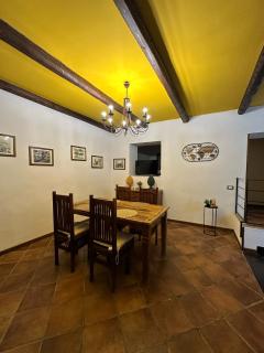 Cut' Home - 4