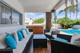 Deluxe 4BDR House W/ Pool by LovelyStay - Portimão - 9