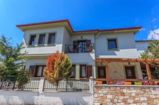 Milina's Cozy Riverside Apartments - Milína - 9