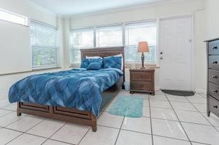 NPB Tropical Hideaway - 8