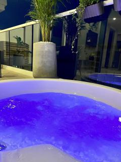 DQ1411 Jacuzzi Priv Rooftop Piscina Bar y Relax - 5