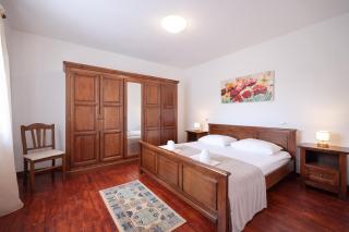 Villa Ena with Pool & Jacuzzi - Donji Kašić - 2