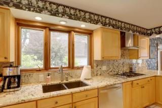 Waterfront Luna Pier Home 14 Mi to Downtown Toledo - Erie - 1