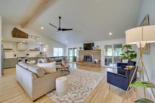 Well-Appointed Tulsa Home with Fire Pit and Patio! - Tulsa - 0