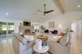 Well-Appointed Tulsa Home with Fire Pit and Patio! - Tulsa - 7