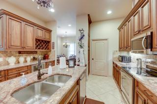 Pool and Hot Tub in Sunny Smithville Getaway! - Smithville - 2