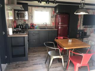 Unique 4/6 berth 2 bed tribeca with great views - 2
