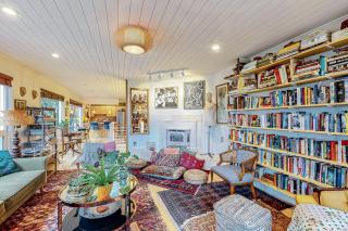 Bootlegger's Bohemian Loft - Anchorage - 7