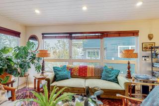 Bootlegger's Bohemian Loft - Anchorage - 6