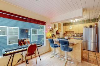 Bootlegger's Bohemian Loft - 3