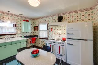 Retro-Style Home in Ruston Walkable Location! - - 8