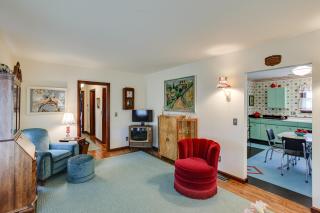 Retro-Style Home in Ruston Walkable Location! - - 4