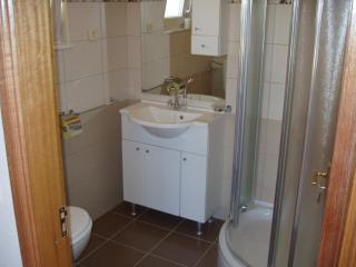 Apartmani Boris - Betina - 1