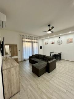 Luxury Apartment B - 3