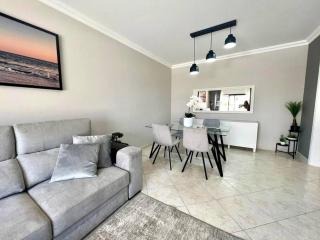 Luxury Modern Beach Apartment - Quarteira - 2