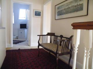 Broadlands Gate - 2