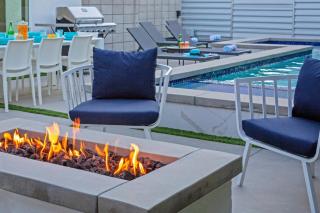 Royal Escape by ACME House Company - Palm Springs - 8